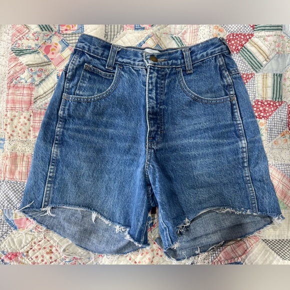 Vintage Calvin Klein High-Rise Cutoff Jean Shorts | Women’s 6 / 24 | Made in USA - Picture 1 of 14